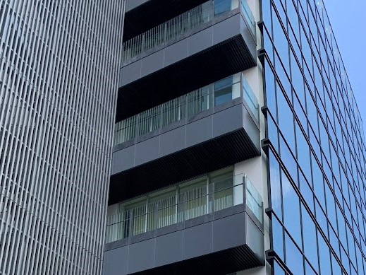 外装アルミルーバー工事